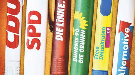 Was Studierende verdienen. Wer studiert, soll auch dann Geld vom Staat bekommen, wenn die Eltern gut verdienen, meinen die Linke, die Grünen und die FDP. Die SPD hingegen will das bisherige Prinzip beim Bafög beibehalten, es aber „an die vielfältigen Bildungswege anpassen“ und die Fördersätze regelmäßig erhöhen. Union und AfD thematisieren das Bafög nicht im Programm. 