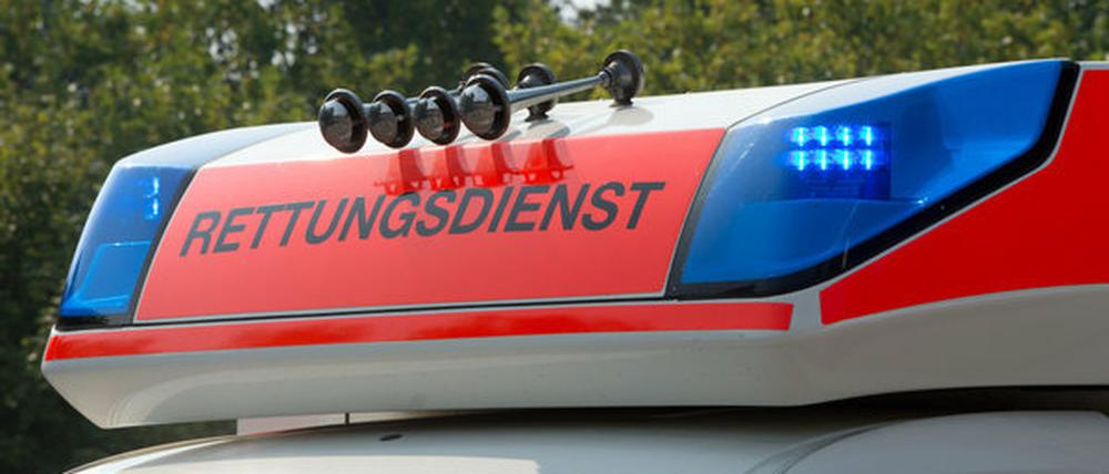 Ein Rettungswagen im Einsatz (Symbolbild).