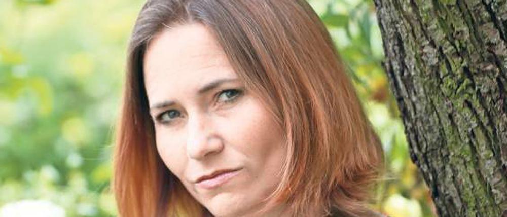 Andrea Ringelstetter ist freie Fernsehautorin und arbeitet hauptsächlich für die RBB-Fernsehmagazine „Zibb“ und „Super.Markt“.