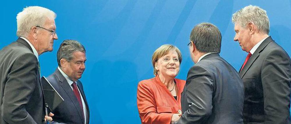 Am Tag danach: Bundeskanzlerin Angela Merkel verspricht stark belasteten Städten mehr Geld für saubere Luft.