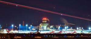 Mit einer Volksabstimmung Ende September soll der Weiterbetrieb des Flughafens Tegel durchgesetzt werden. 