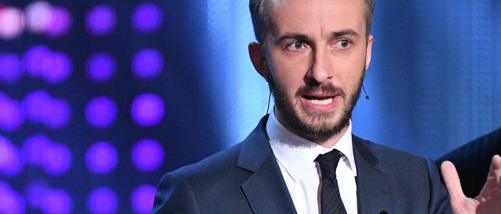 Der Streit um das "Schmähgedicht" des TV-Entertainers Jan Böhmermann geht vor den Zivilgerichten weiter.