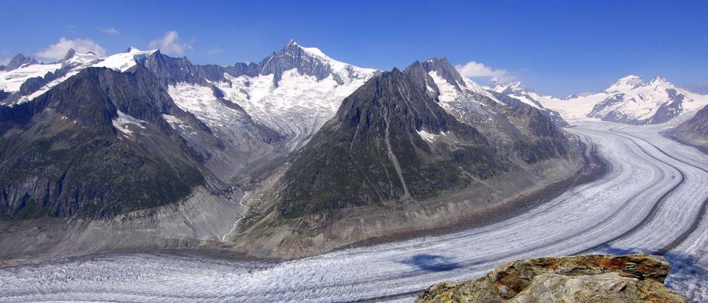 Blick vom Eggishorn auf den Aletschgletscher.