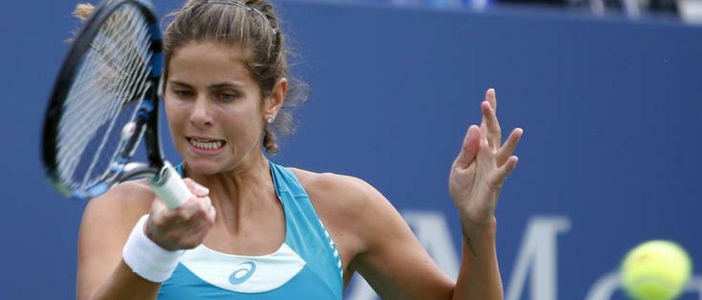 Maximale Streuung. Julia Görges verlor im Achtelfinale erst den Faden und dann das Match gegen Sloane Stephens.