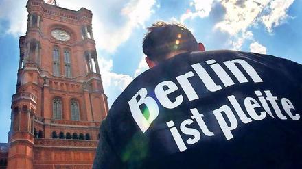 Krisenjahre. Es stand schlimm um Berlin. Inzwischen sprudeln die Einnahmen – der Senat freut sich über üppige Haushaltsüberschüsse. 