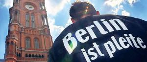 Krisenjahre. Es stand schlimm um Berlin. Inzwischen sprudeln die Einnahmen – der Senat freut sich über üppige Haushaltsüberschüsse.