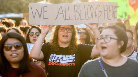 Kalifornier protestieren gegen das von US-Präsident Trump beschlossene Ende eines Programms zum Schutz von jungen Immigranten.