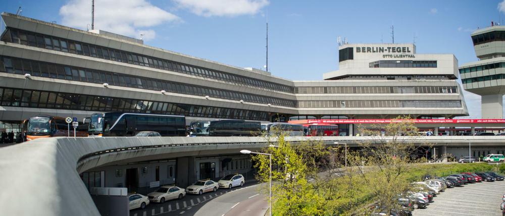 Fughafen im Fokus. Der Senat will Tegel schließen - und hat bei diesem Vorhaben viele Gegner.