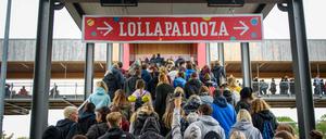 Auf zum Lolla. An jedem der zwei Festivaltage werden 85.000 Besucher erwartet - eine logistische Herausforderung.