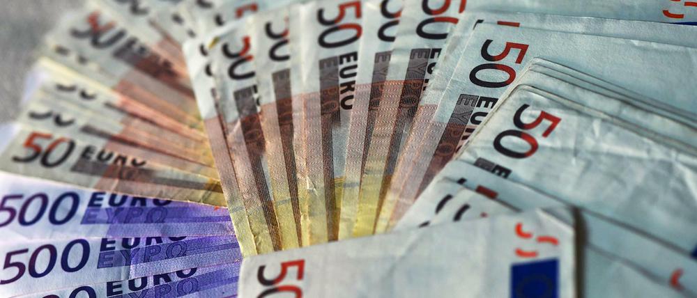 Der Rechnungshof kontrolliert die Haushalts- und Finanzpolitik des Senats.
