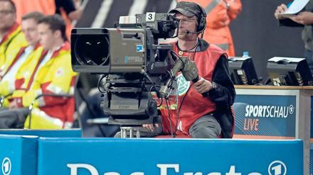 Die Zukunft von ARD und ZDF im Blick: Die Wissenschaftler wünschen sich eine Debatte über die Entwicklung der öffentlich-rechtlichen Medien, die nicht allein von Sparüberlegungen bestimmt wird.