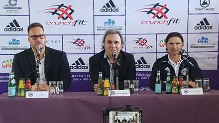 Thomas Brdaric (rechts) bei seiner Vorstellung als neuer TeBe-Trainer.