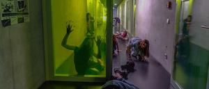 Artworld-Zombies. Scene from the online exhibition „Hope“, initiated by New Scenario. Green Corridor, Kareem Lotfy, 2017.