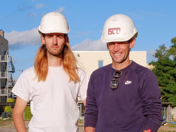 Paul Barsch and Tilman Hornig work under the label New Scenario - they curate online exhibitions.