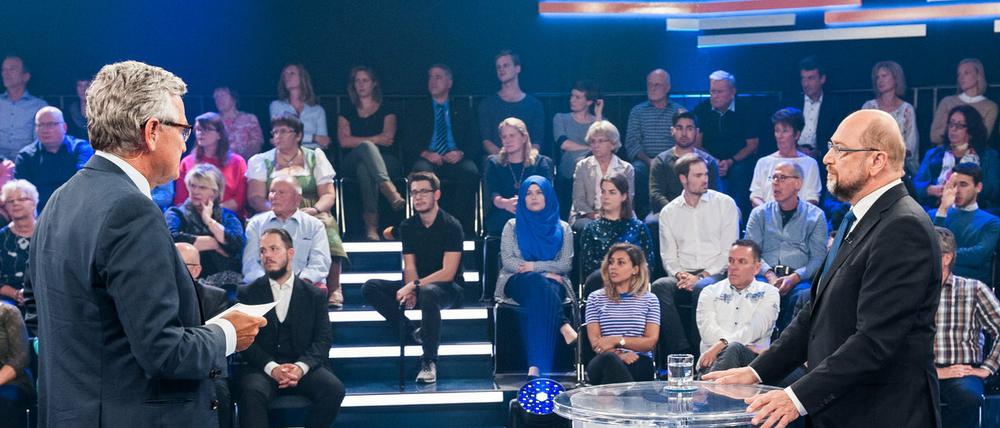 Der SPD-Kanzlerkandidat Martin Schulz während der Sendung "Klartext, Herr Schulz!" im Hauptstadtstudio des ZDF in Berlin.