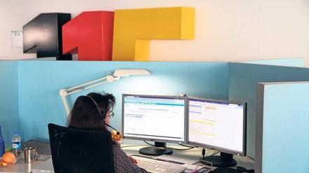 Riskante Verbindung? Im IT-Dienstleistungszentrum Berlin befindet sich auch das Servicecenter des Berliner Bürgertelefons 115. 