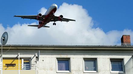 Bleibt Tegel offen, muss neuer Schallschutz her. Wie teuer der würde, weiß keiner. 