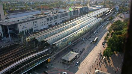 Vom Bahnhof Spandau soll die S-Bahn wieder bis nach Nauen fahren.