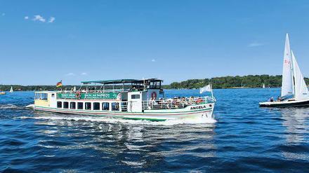 Spree-Angela. Sie fährt täglich durchs Regierungsviertel, aber auch über den Wannsee und die Havel.