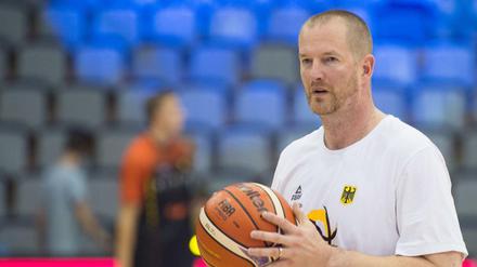 Henrik Rödl, 48, ist seit Montag neuer Bundestrainer der Basketball-Nationalmannschaft. Rödl wurde mit Alba Berlin sieben Mal Deutscher Meister. 