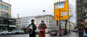 Hotspot Hermannplatz. Der Platz ist weit über die Grenzen Neuköllns bekannt.  