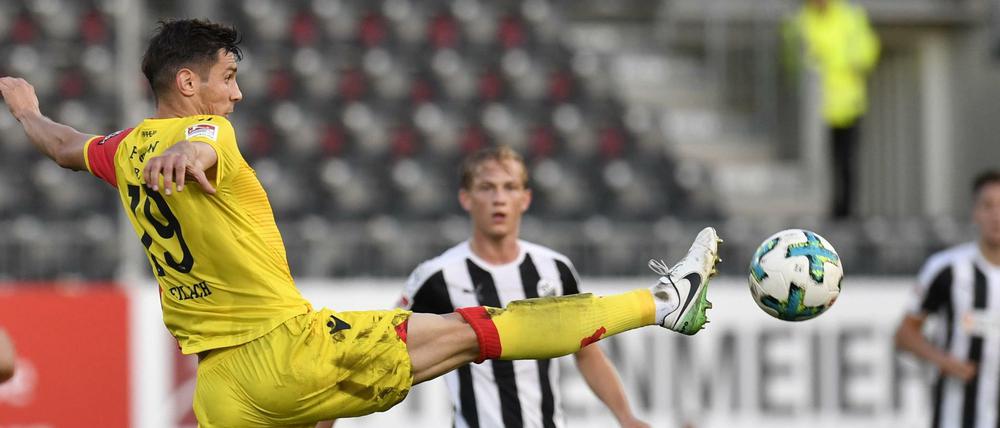 Streck das Beinchen. Damir Kreilach und der 1. FC Union zeigten in Sandhausen eine schwache Leistung. 