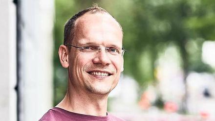 politisch ungebunden. Zum fünften Mal bewirbt sich der Lehrer Oliver Snelinski in seinem Wahlkreis Lichtenberg als unabhängiger Kandidat um ein Parlamentsmandat.