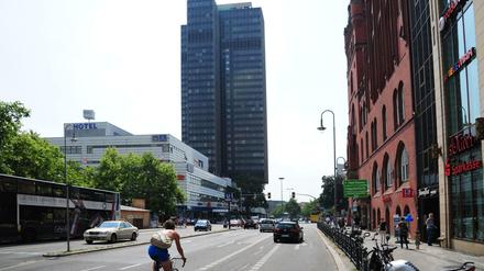 Der Steglitzer Kreisel an der Schloßstrasse in Berlin-Steglitz.