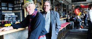 Friedel Drautzburg (vorn) und Harald Grunert in der "Ständigen Vertretung" am Schiffbauer Damm. 