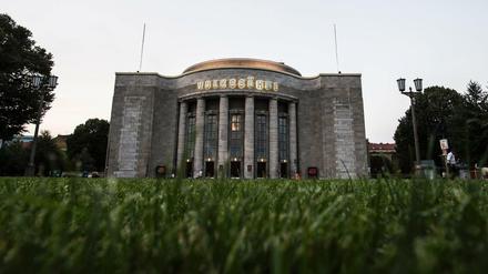 Im Brennpunkt. Die Volksbühne am Luxemburg-Platz