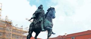 Verfall gestoppt. Auch Berlins größtes Prachtbauwerk, das Schloss Charlottenburg, wird bereits seit mehreren Jahren mit Millionenaufwand grundlegend saniert. 