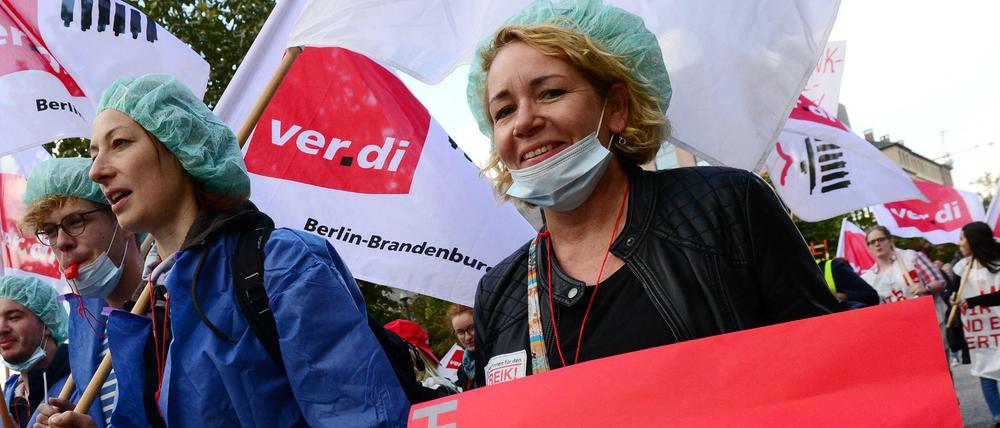 Streikende Pflegerinnen und Pfleger protestieren noch bis Freitag an der Charité.
