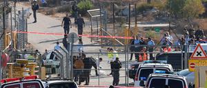 Attentat im Westjordanland: Ermittler am Tatort