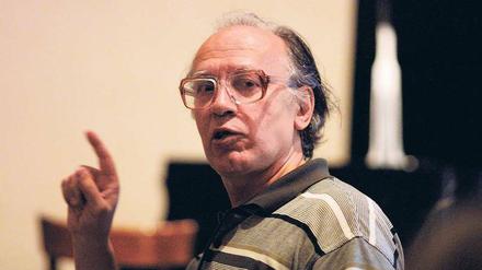 Metamusiker. Der Komponist Valentin Silvestrov.Metamusiker. Der Komponist Valentin Silvestrov, liest in seinen Werken auf, was von Mozart, Beethoven oder Schumann geblieben ist.