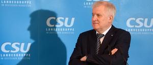 Horst Seehofers ewige Angriffe auf eine humanitäre (und längst revidierte) Haltung waren ein strategischer Fehler.