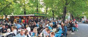 Das traditionsreiche Winzerfest am gutbürgerlichen Rüdesheimer Platz ist ein Publikumsmagnet, gefällt aber nicht allen Anwohnern.
