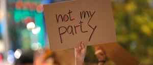 13 Prozent: Anti-AfD-Proteste am Wahlabend.