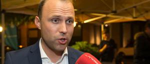 Für Sebastian Czaja und seine FDP bedeutet das Volksbegehren zur Offenhaltung des Flughafens Tegel einen großen Erfolg.