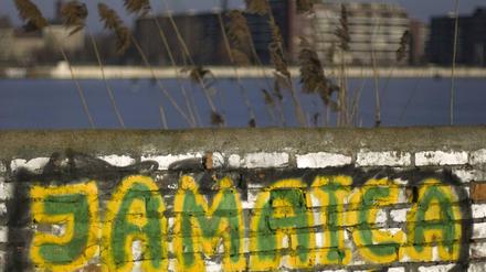 Bevor Jamaika "Lifestyle" wird, wie hier in der Rummelsburger Bucht (Berlin), müssen die Politiker von Union, FDP und Grünen noch einige Hürden nehmen.  
