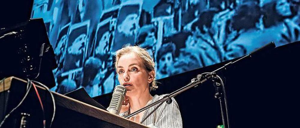 Doppelrolle. Nina Hoss spielt an der Schaubühne eine Synchronsprecherin – und sich selbst.