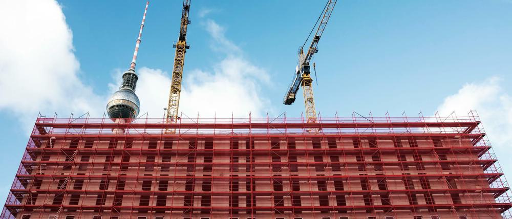 Die bürokratischen Hürden und die Grundstückpreise machen Neubauten für Investoren unrentabel.