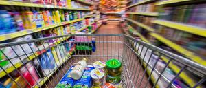 Einkauf im Supermarkt. (Symbolbild)