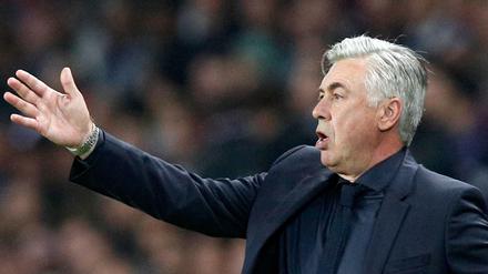Für Trainer Carlo Ancelotti wird es ungemütlich beim FC Bayern München. 