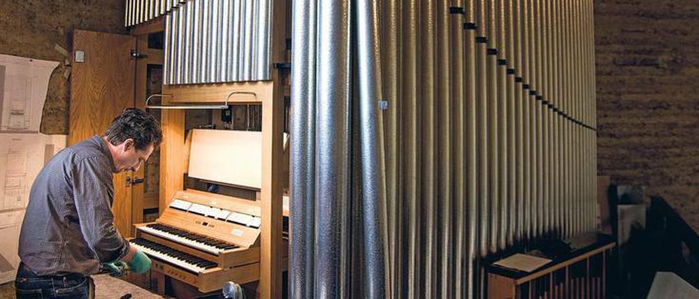 Vier in einer Orgel: der Gedanke der Versöhnung in Form einer Orgel.