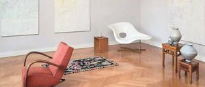 Salon in der Schillerstraße 15. Unter dem pragmatischen Titel „So machen wir das!“ hat der Galerist Alexander Ochs die beide Künstler Young-Jae Lee und Chris Newman zu sich nach Hause eingeladen.