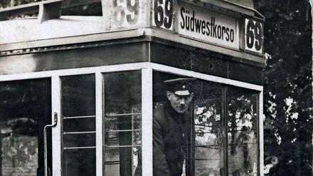 Zurückbleiben, bitte. Die BVG revolutioniert den Großstadtverkehr.