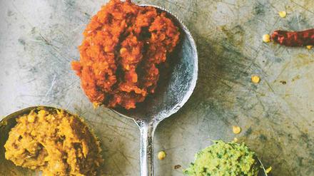 Auch Currypaste muss man nicht fertig kaufen. 