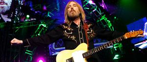 Der US-Sänger Tom Petty mit den Heartbreakers 2008 im Madison Square Garden in New York.