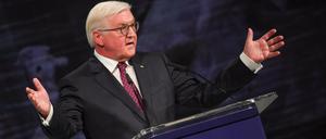 Bundespräsident Frank-Walter Steinmeier bei seiner Rede in der Mainzer Rheingoldhalle.