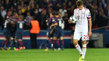 Münchens Thomas Müller mochte zwischenzeitlich gar nicht mehr hinschauen.
